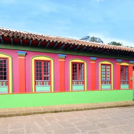 Casona 1865 Hotell Ráquira Exteriör bild