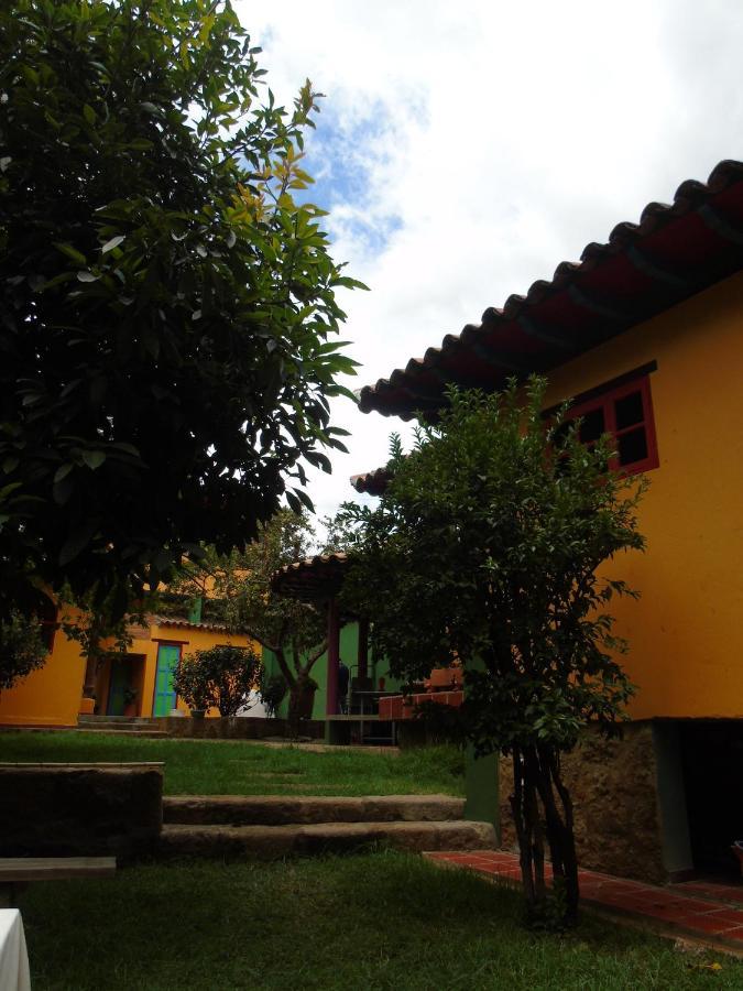 Casona 1865 Hotell Ráquira Exteriör bild
