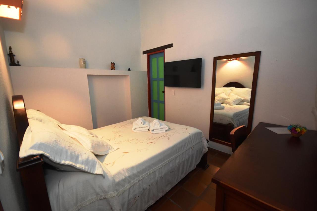 Casona 1865 Hotell Ráquira Exteriör bild