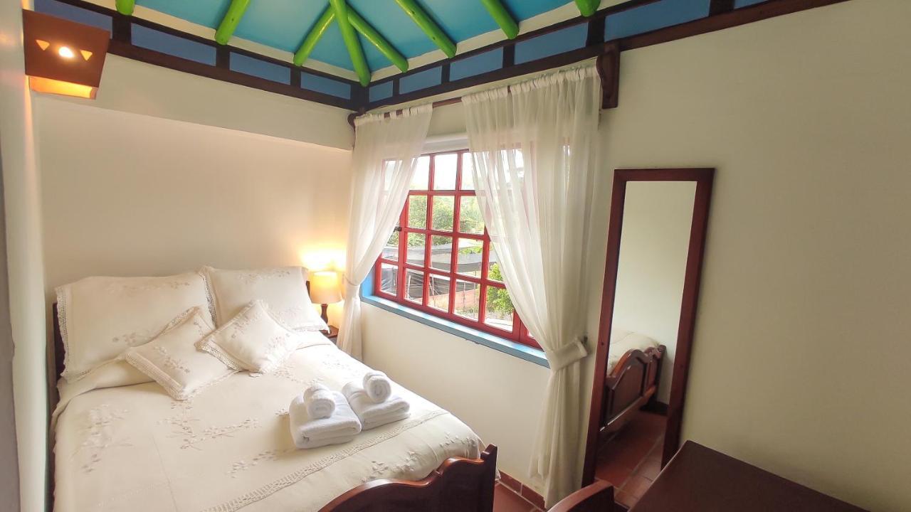 Casona 1865 Hotell Ráquira Exteriör bild