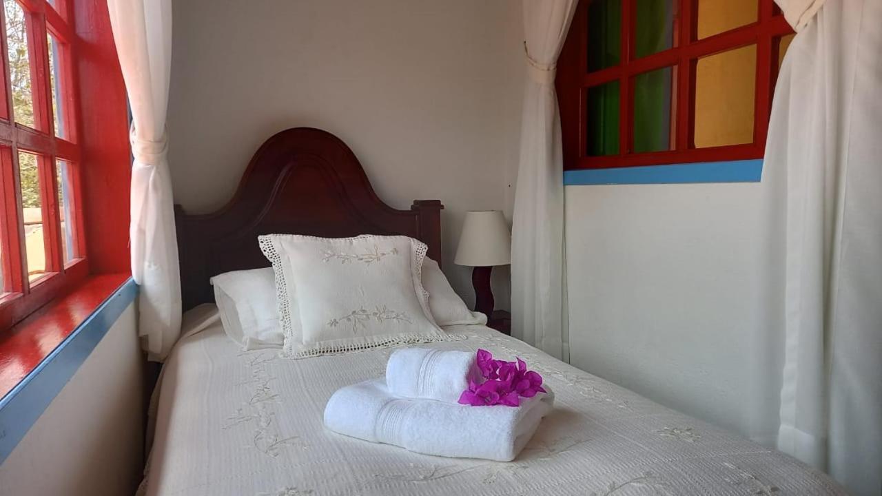 Casona 1865 Hotell Ráquira Exteriör bild